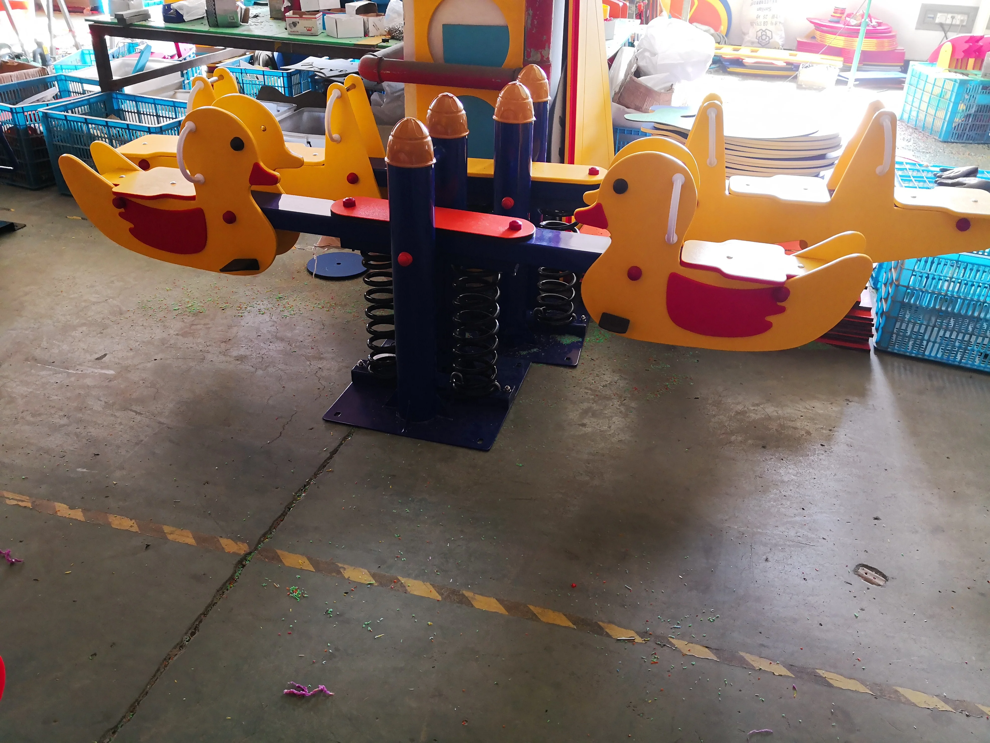 Изготовленные на заказ разных стилей, Детские безопасности аттракцион надувная игровая площадка парк на открытом воздухе пластиковая балансировочная качели для игровой площадки