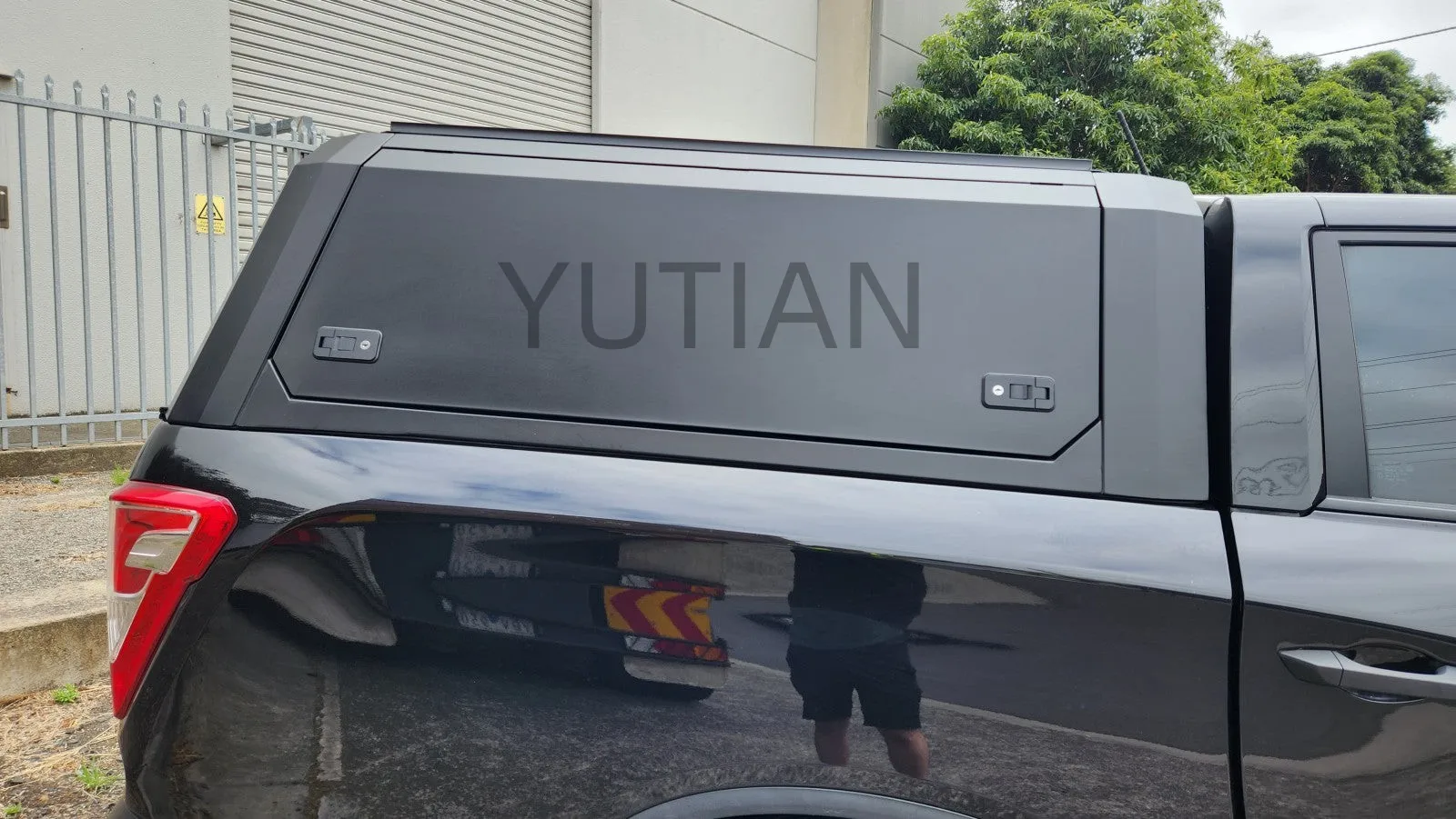 TRUCK CANOPY  For Ssangyong MUSSO XLV 2019-2023 BLACK TITAN HYBRID CANOPY  Truck topper waterproof Anti theft Hardtop canopy