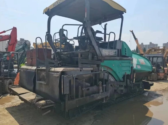 Hot-selling high-quality and affordable original second-hand  1800-2L pitch paver good working condition strong energy