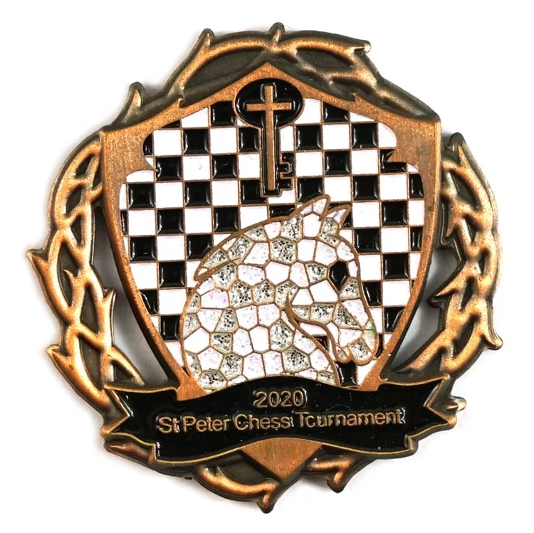 Cloisonne Pines Metalicos Custom Chess Game Metal 3D Soft Enamel Lapel Pins China