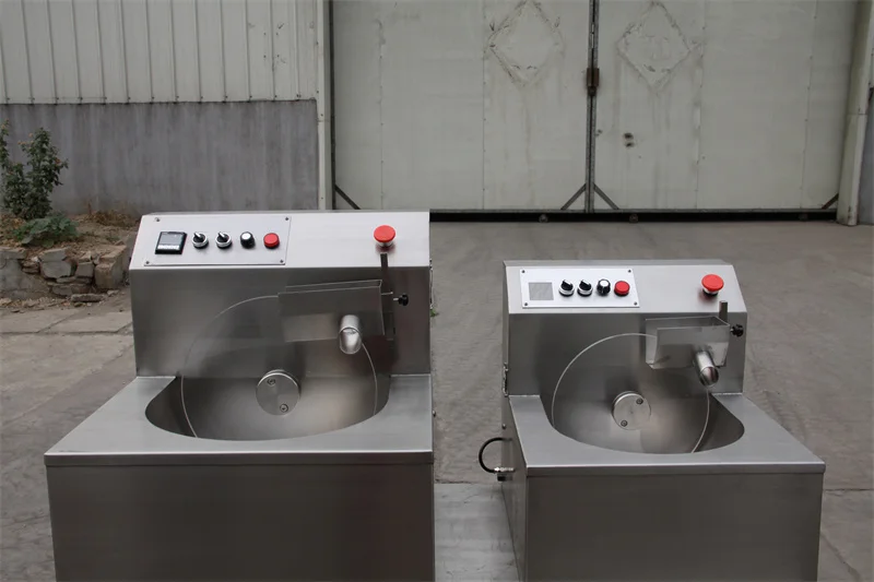 2023 Mini Tabletop Vibration Table Chocolate Melting Tempering Machine Small For Sale