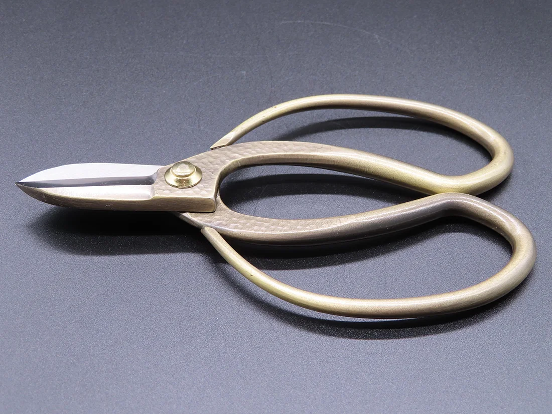 Многофункциональное оборудование производители садовых инструментов ножницы