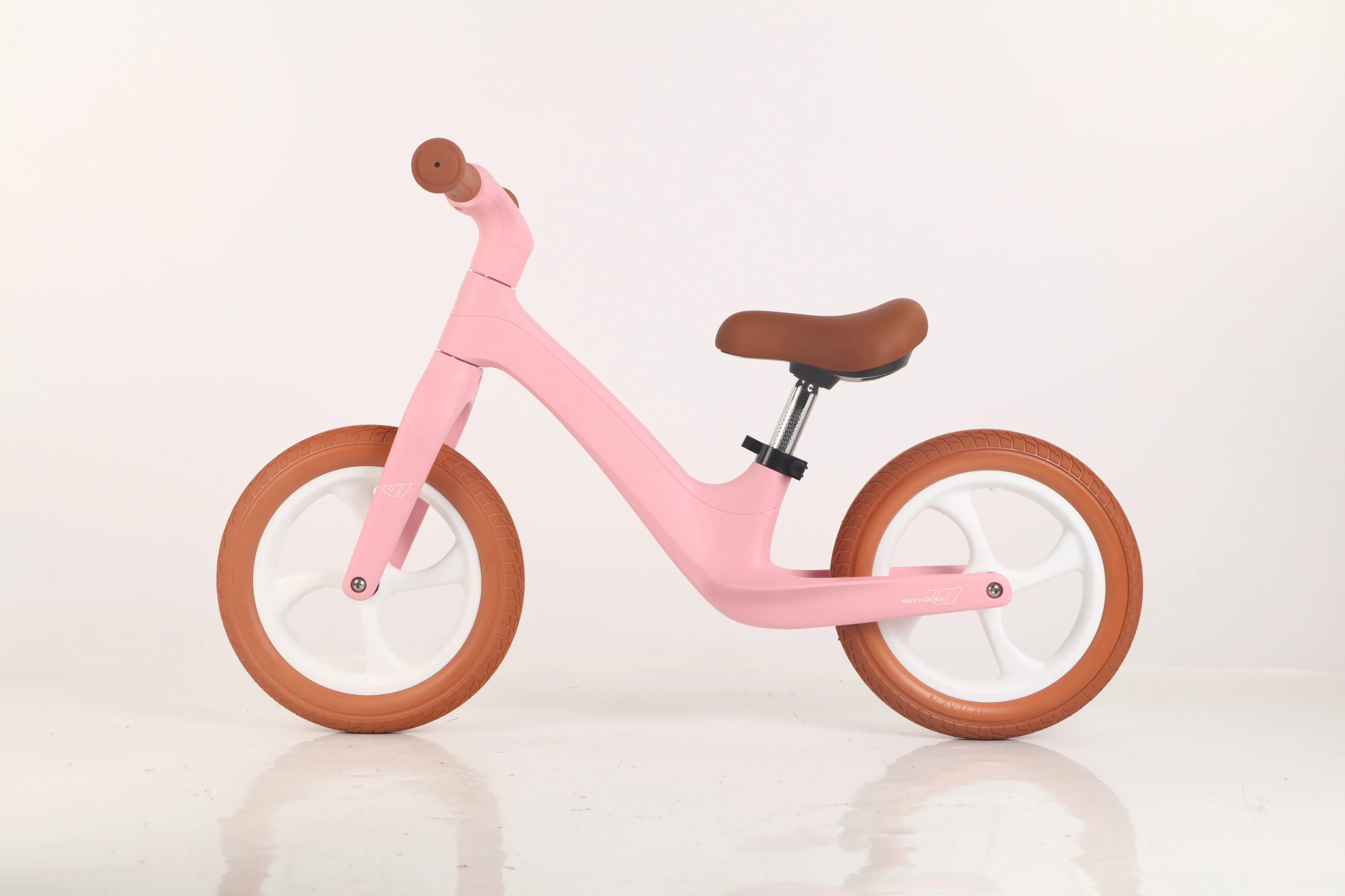 Well-Selling Latest Designs Kids Balance Bicycle for Toddler Girl & Boy Nylon material Fork High Quality Bike