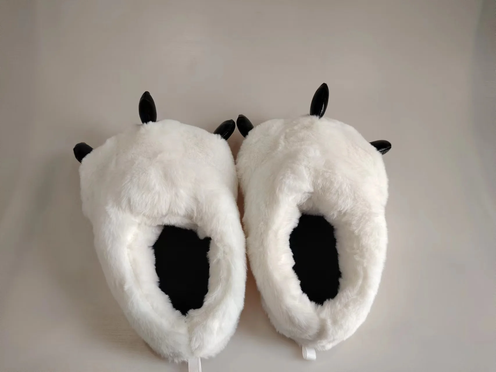 Wholesale custom design winter plush fur stuffed animal claw cotton men women home indoor slipper