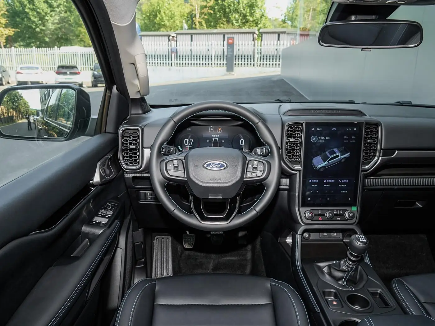 FORD - Ranger 2023 Mountain and Forest 2WD Manual Edition Gasoline Pickup