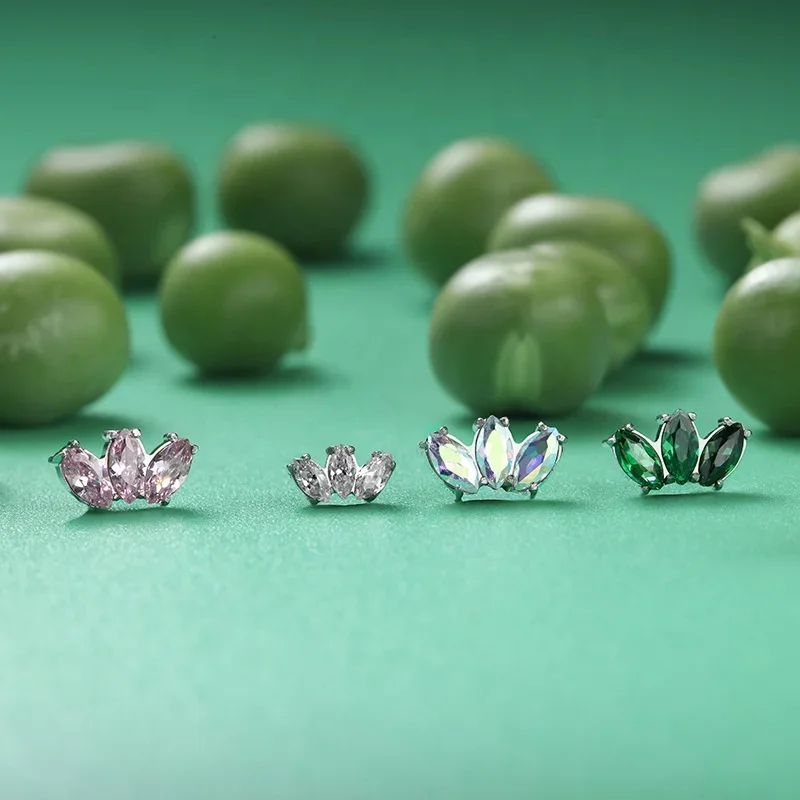 Giometal ASTM F136 Titanium Piercing Wholesale Marquise Green CZ Threadless Ends Tragus Helix Conch Daith Piercing Earrings