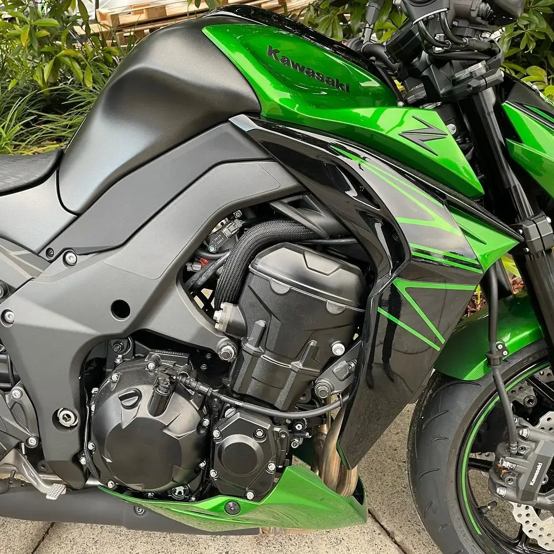 BIG BIKES  2023  KAWASAKIS Z1000 ABS Sportbike Dirt bike motorcycle