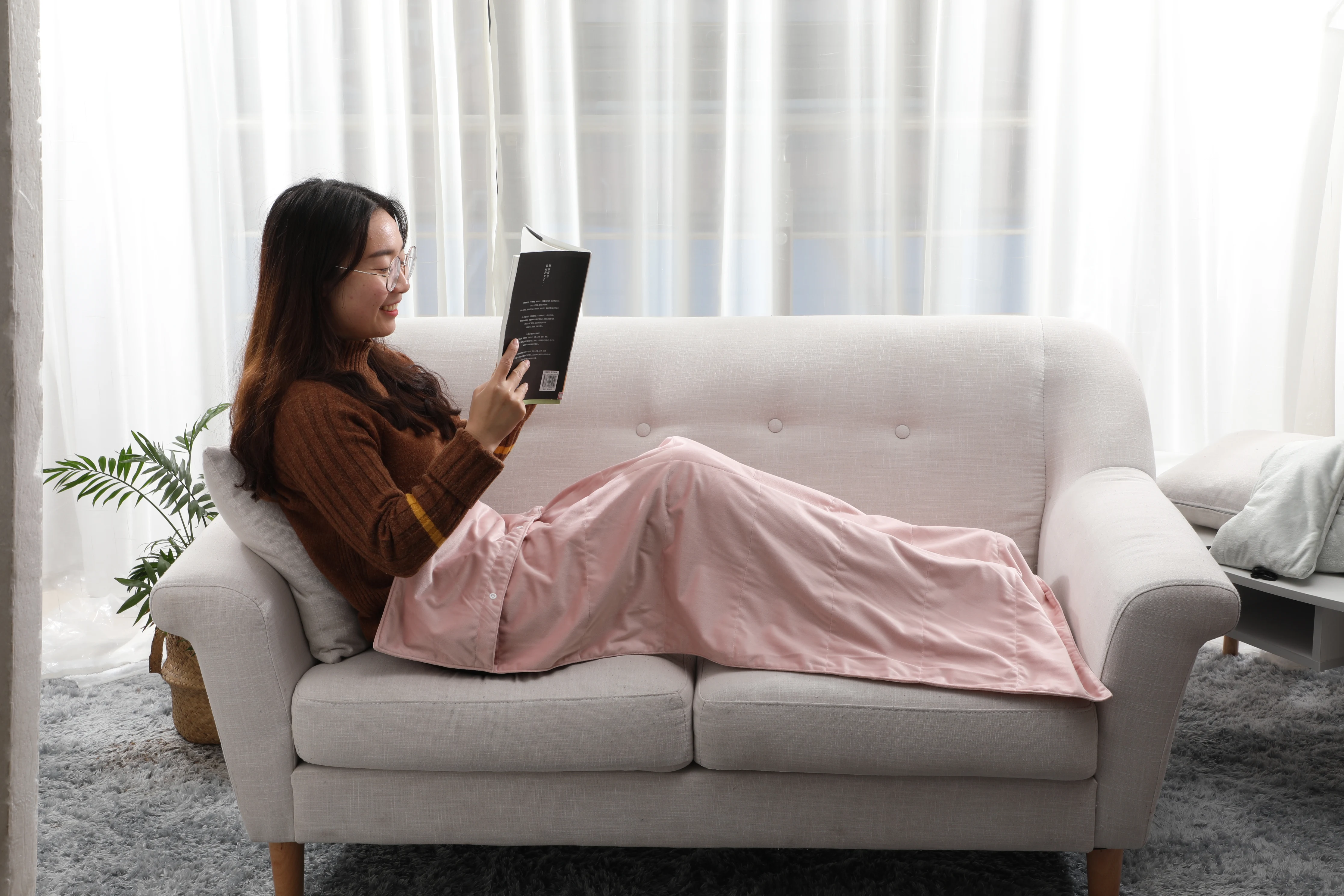 Hooded Throw Shawl With Sleeves Sherpa Hood Wearable Blanket For Adult