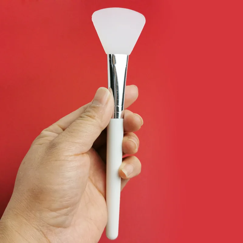 Custom logo fan face masking facial applicator for cosmetic tools white handle clay mud beauty spa makeup silicone mask brushes