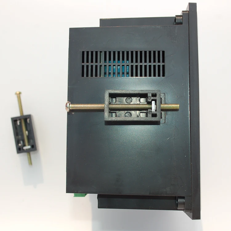 FORERUN FJK-02-32F(B) Connected to AC contactor intelligent reactive power compensation controller
