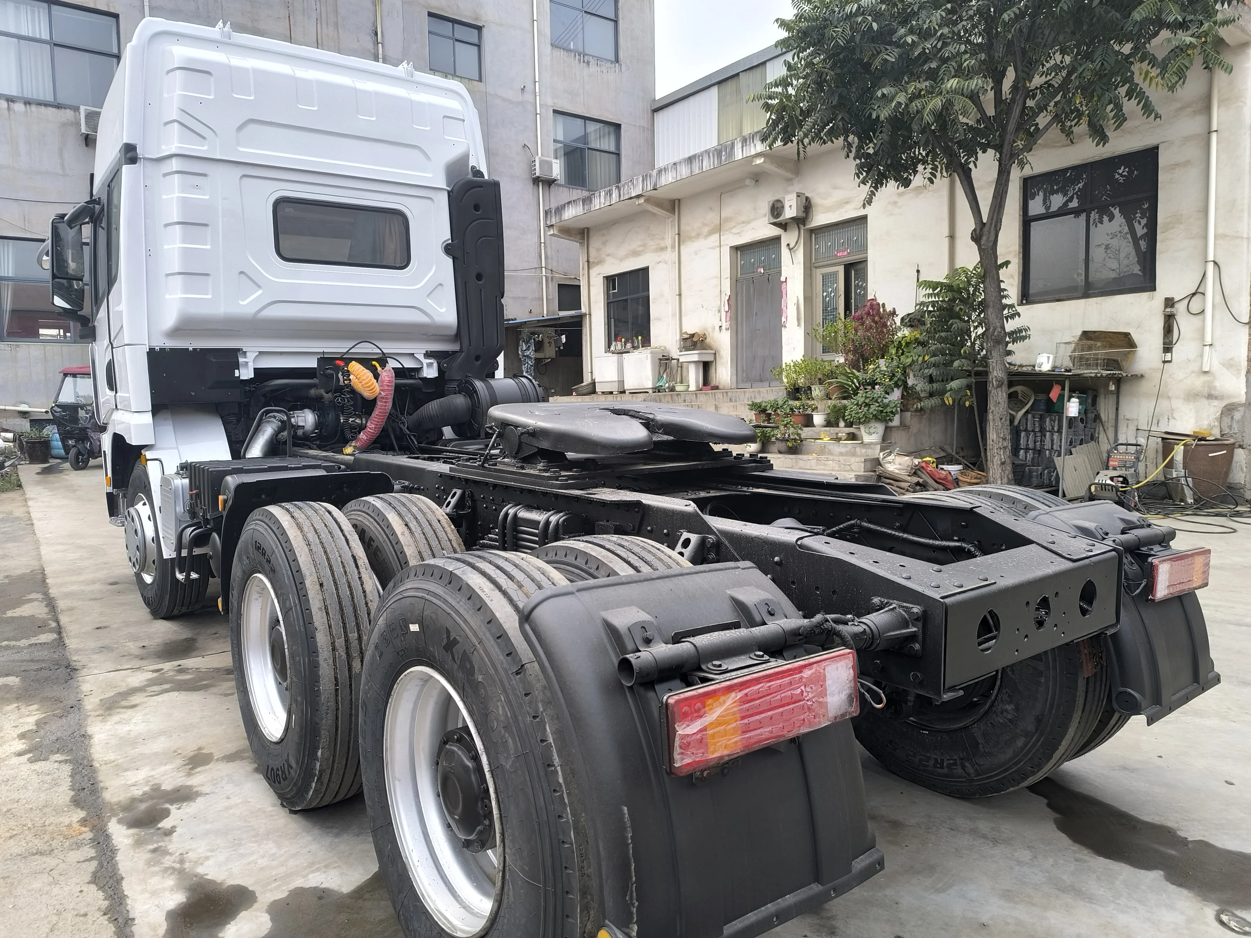 6x4 10 колёс 380HP Euro II головка трактора SHACMAN X3000 механическая коробка передач с дизельным двигателем