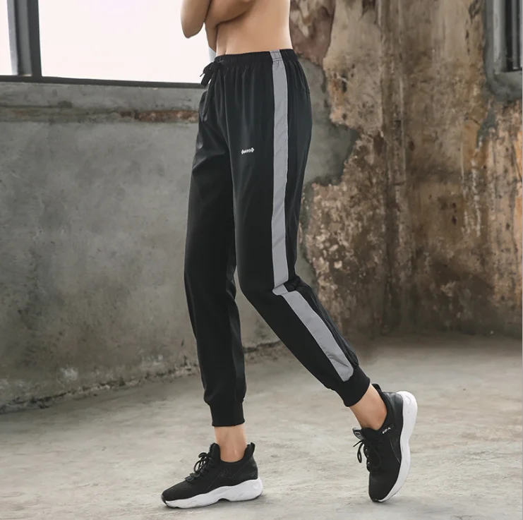  Capri Sweatpants for Women Sports Running Casual Cropped Jogger Pants with