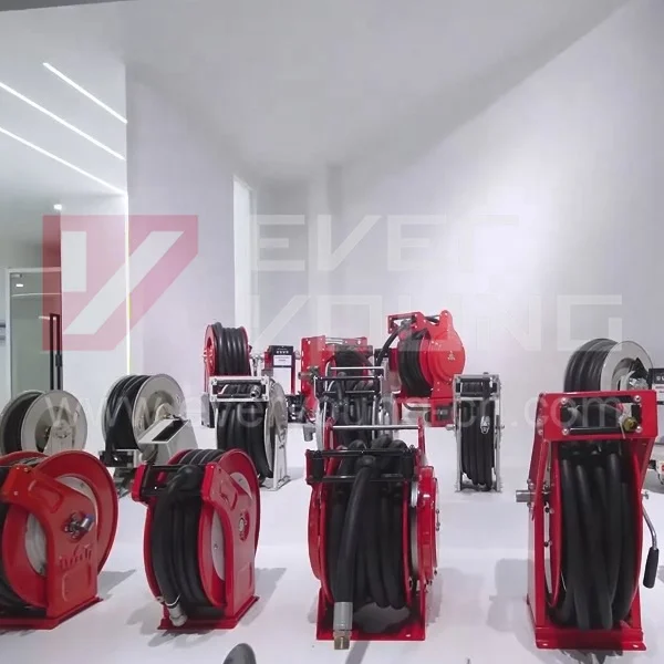 Spring rewind retractable hose reel diesel with simple hose guide