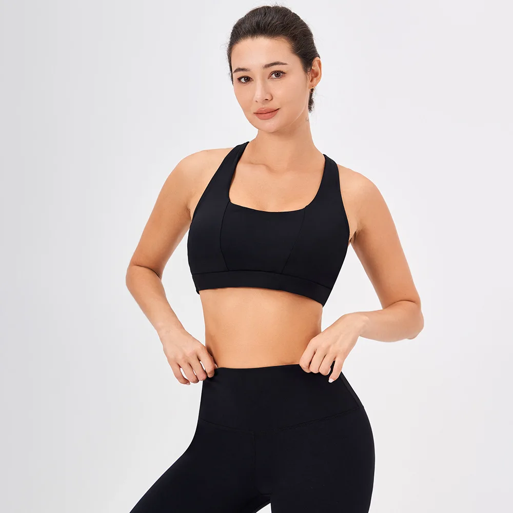 Women Criss- Cross Back Padded Gym Wear Yoga Tops Custom Sports Bra