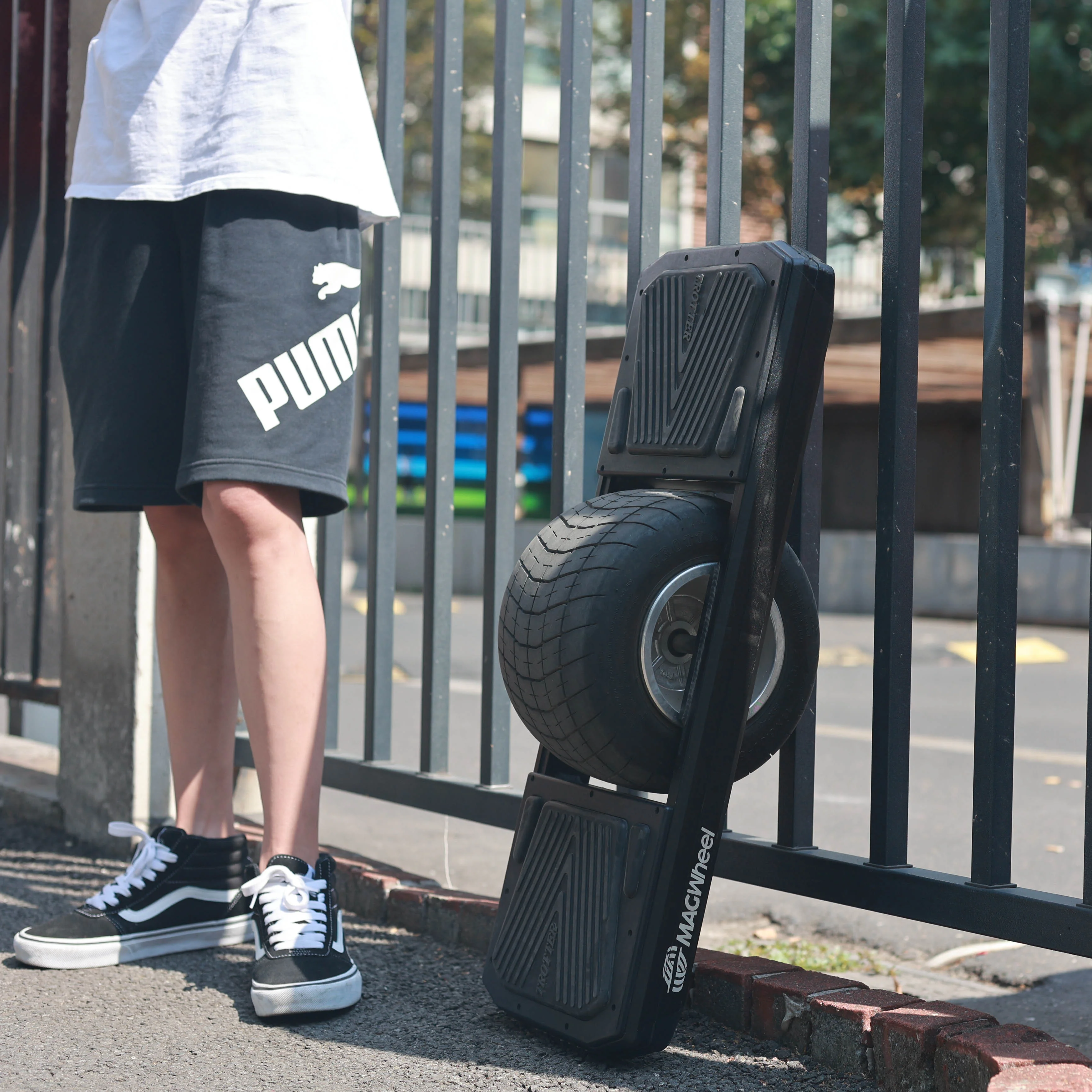 one year warranty all terrain best electric skateboard 1500W one wheel electric boards scooter max speed 35km/h