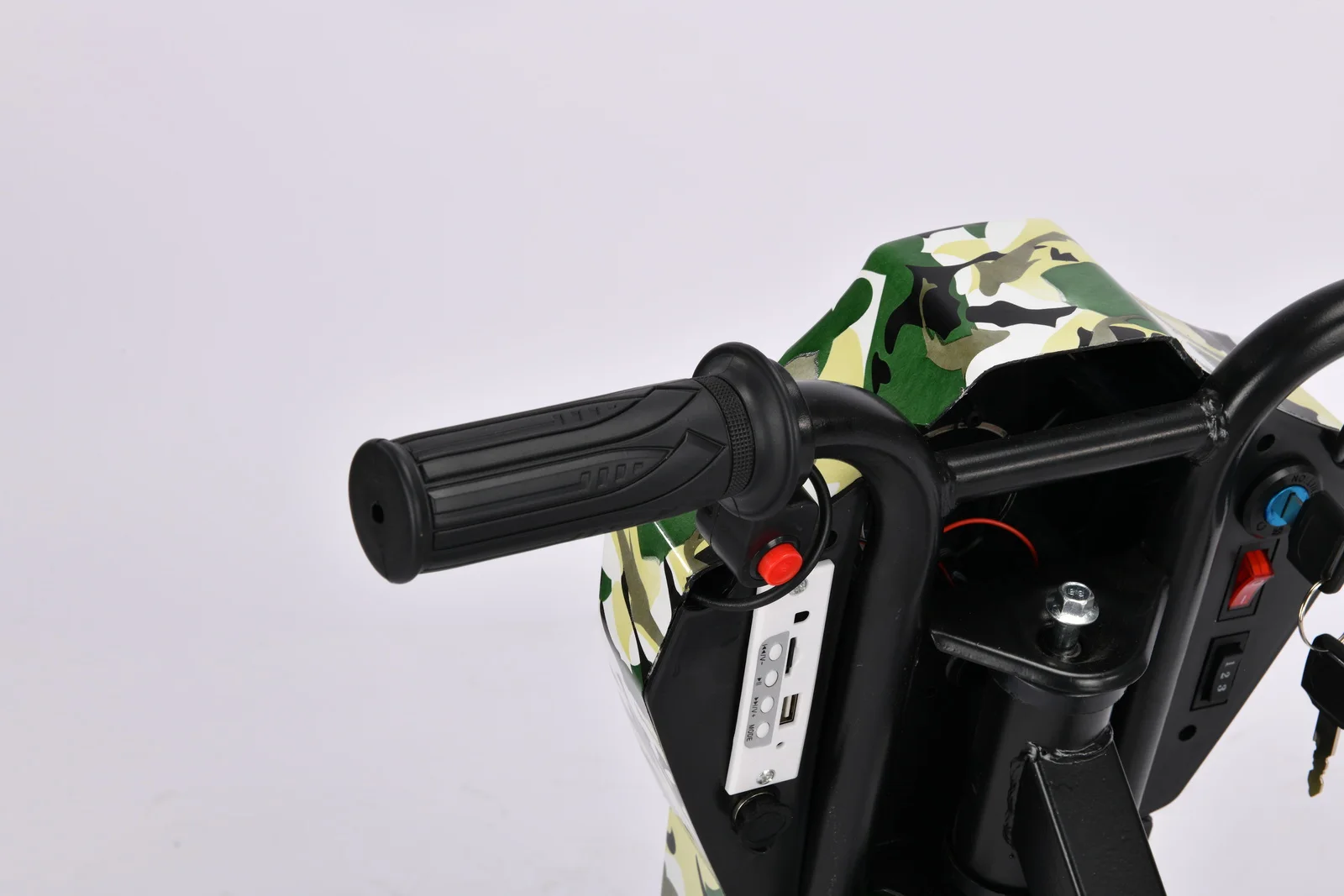 Adjustable length mini drifting bike for kids with SD card plug in