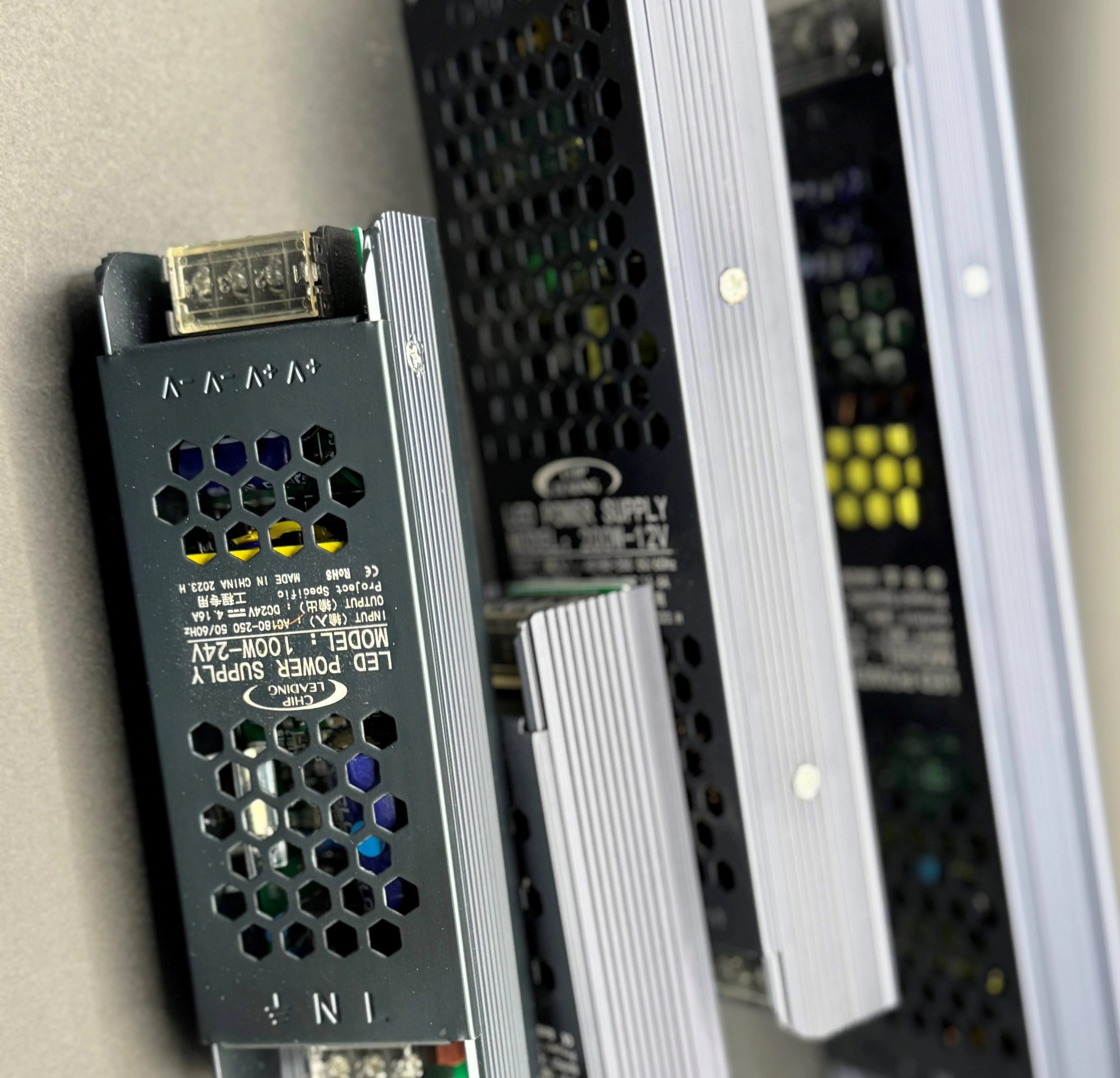CE R0HS IP20 24V 60w 100W 150W 20OW 300W 400W 500W Ultra thin led power supply with 10 years warranty
