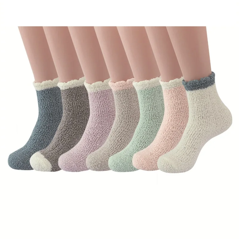 Wholesale Low Price China Socks Cheap Home Indoor Floor Autumn Winter Warm Coral Fleece Crew Socks