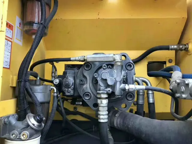 Экскаваторы б/у японский экскаватор Kobelco SK210 21 тонн гидравлический гусеничный в хорошем состоянии SK210-8 для продажи