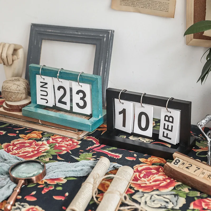 Custom Living Room Decorations Luxury Vintage Desktop Wooden Calendar Stand Home Accessories Office Room Decor