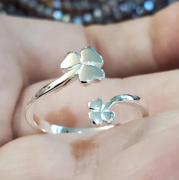 Silver Plated Shamrock Wrap Ring Adjustable Clover Lucky Charm Flower Stud Good Luck Ring Birthday Gift