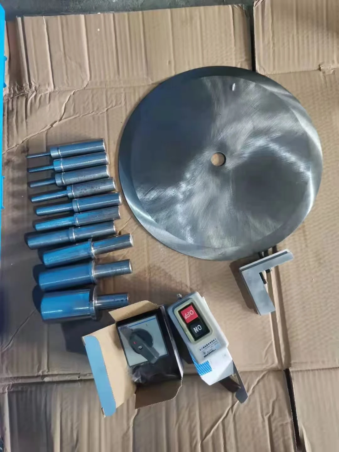 Factory hot sales lowest price flexible rubber hose cut hydraulic skiving stripping and dustless cutting machine