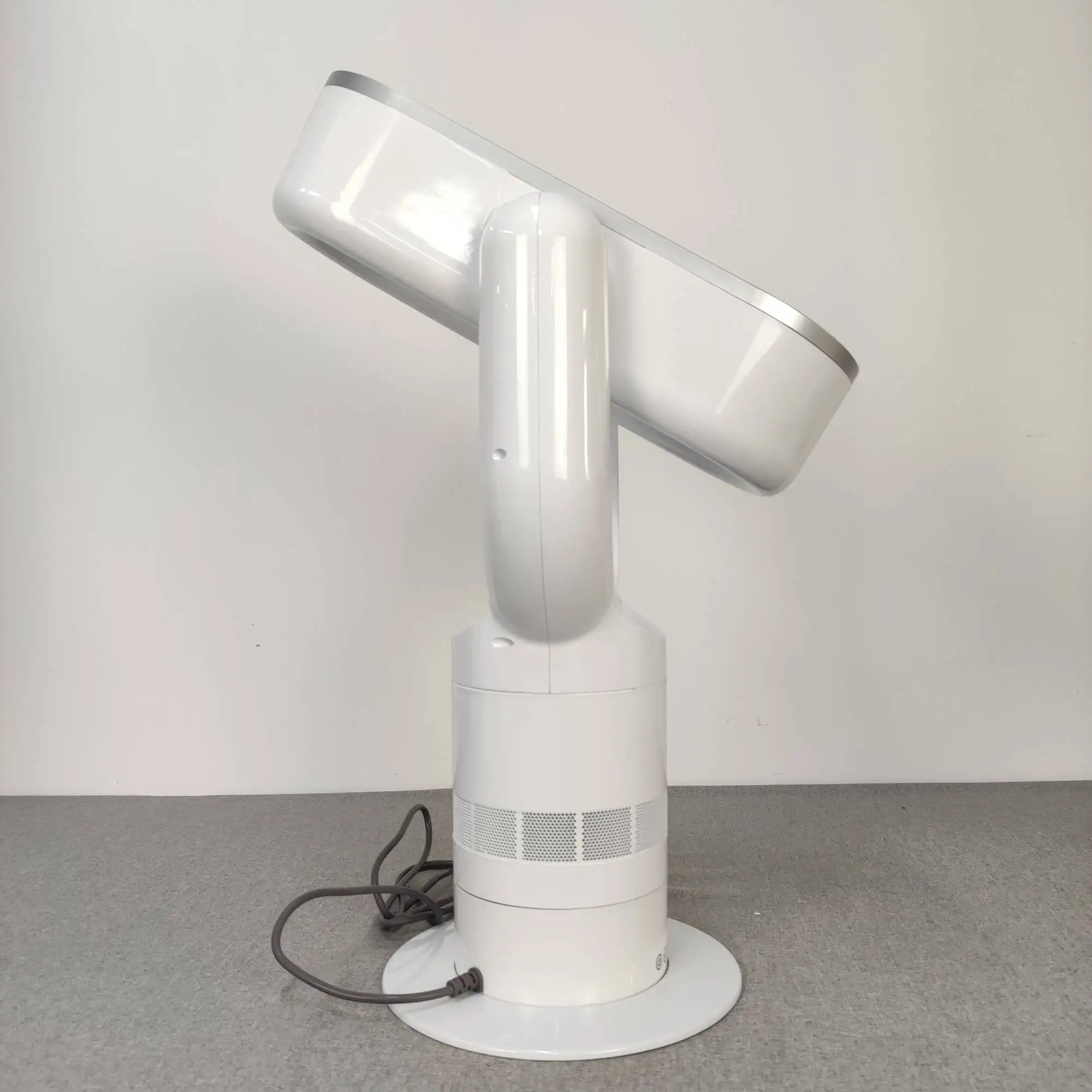 Wholesale price household electric vaneless cooler fan air cooling and heating desktop bladeless fan