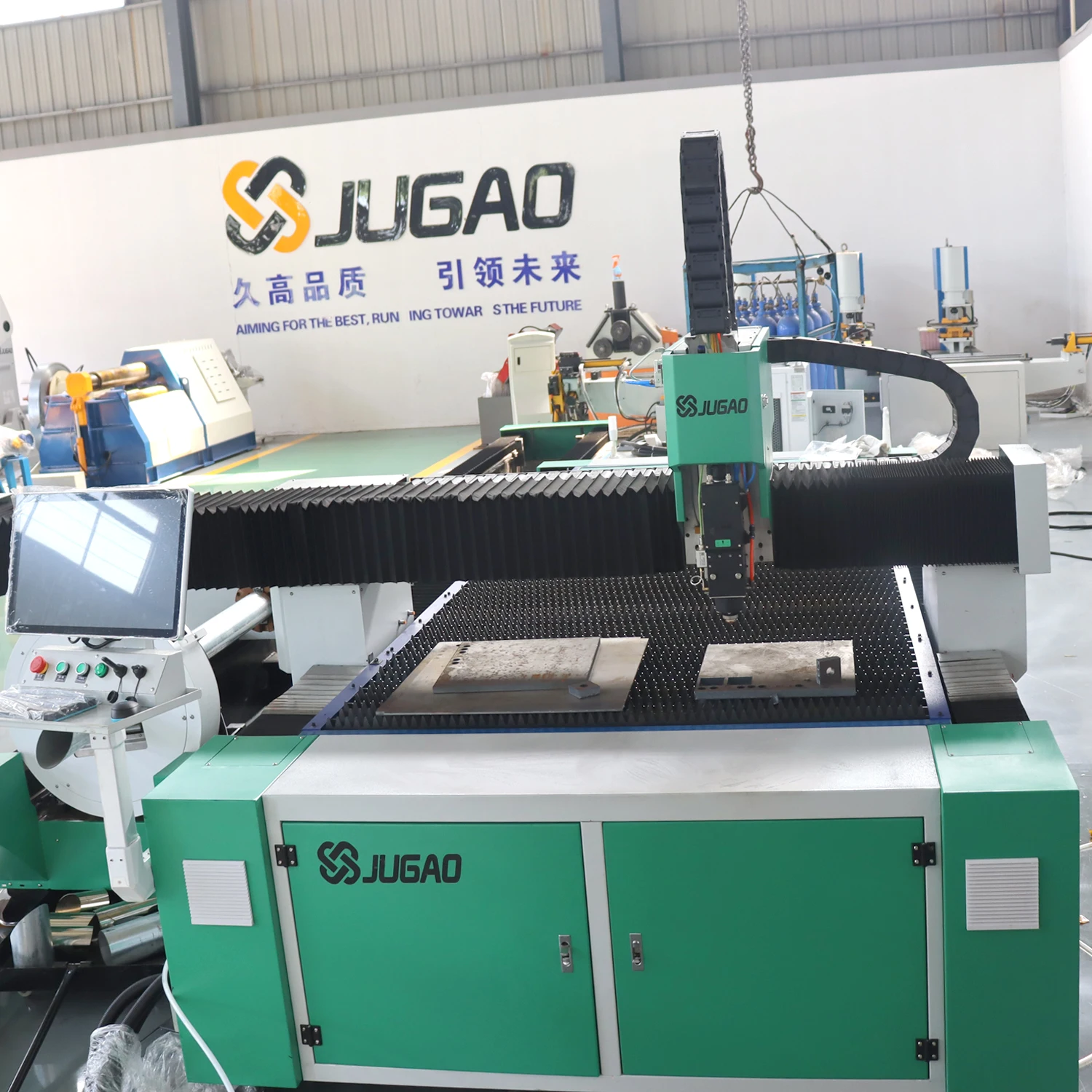 1530 1560 Mild Steel/Aluminum/SS Fiber Optical Laser Cutting Machine Metal Plate And Pipe Cutting Machine With Automatic Rotary