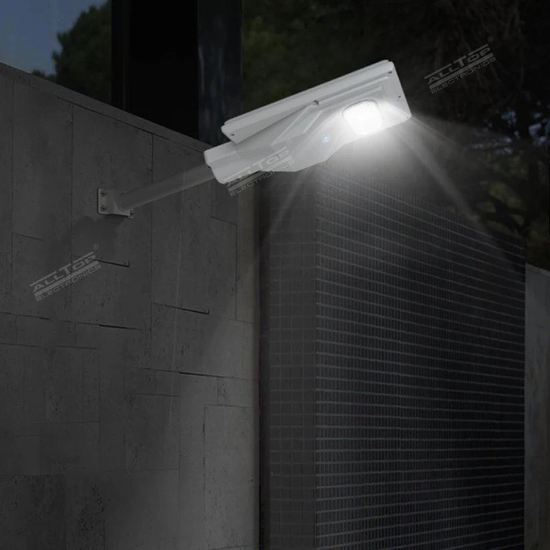 ALLTOP High Lumen Ip65 Waterproof Parking Lot SMD 30w 60w 90w 120w 150w Dimmable All In One Solar LED Street Light