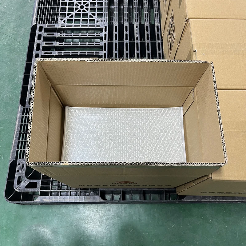 30ml black clear cosmetic perfume glass bottles with cork stoppers 30ml dropper bottle