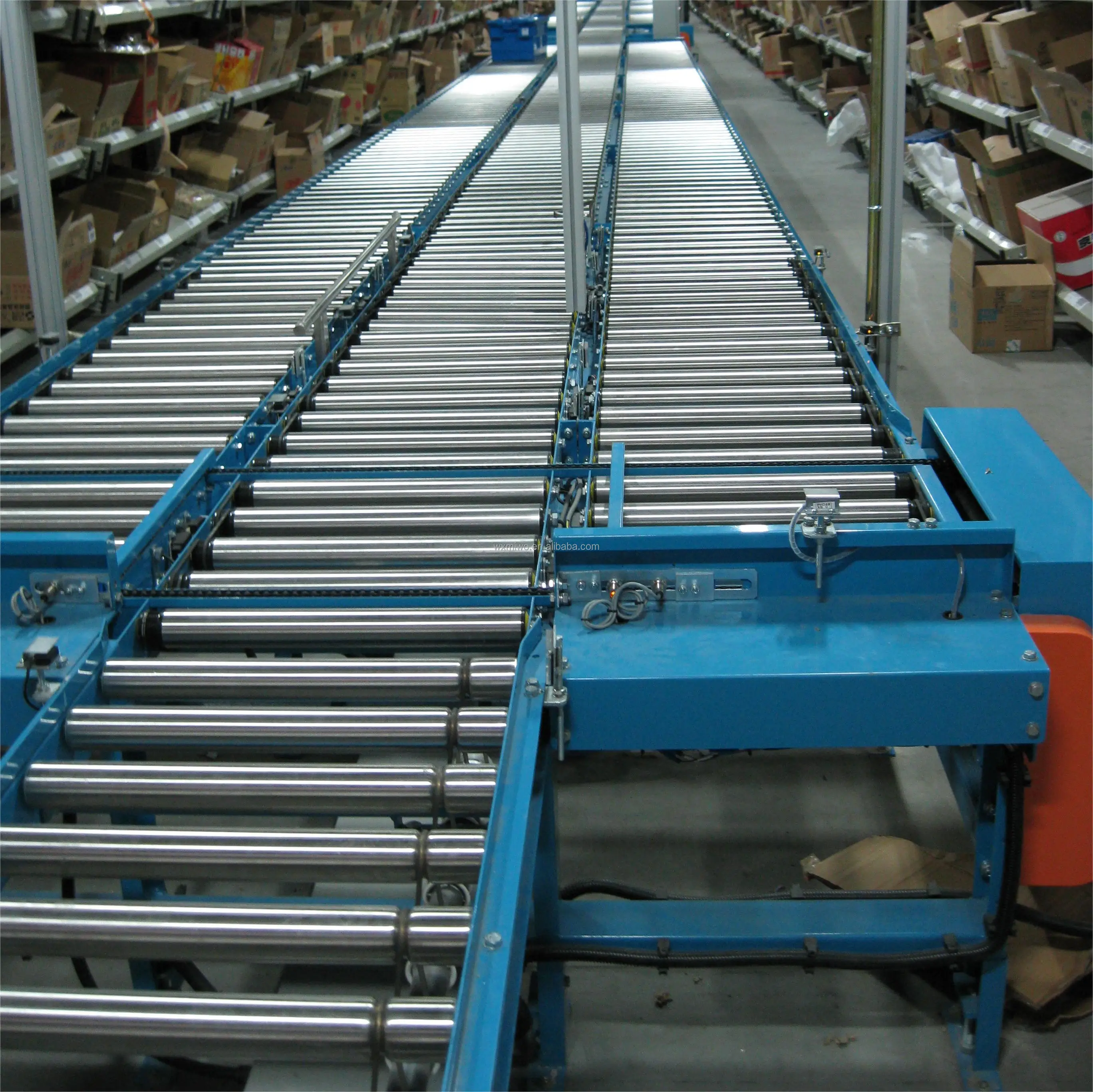 roller conveyor (18).JPG