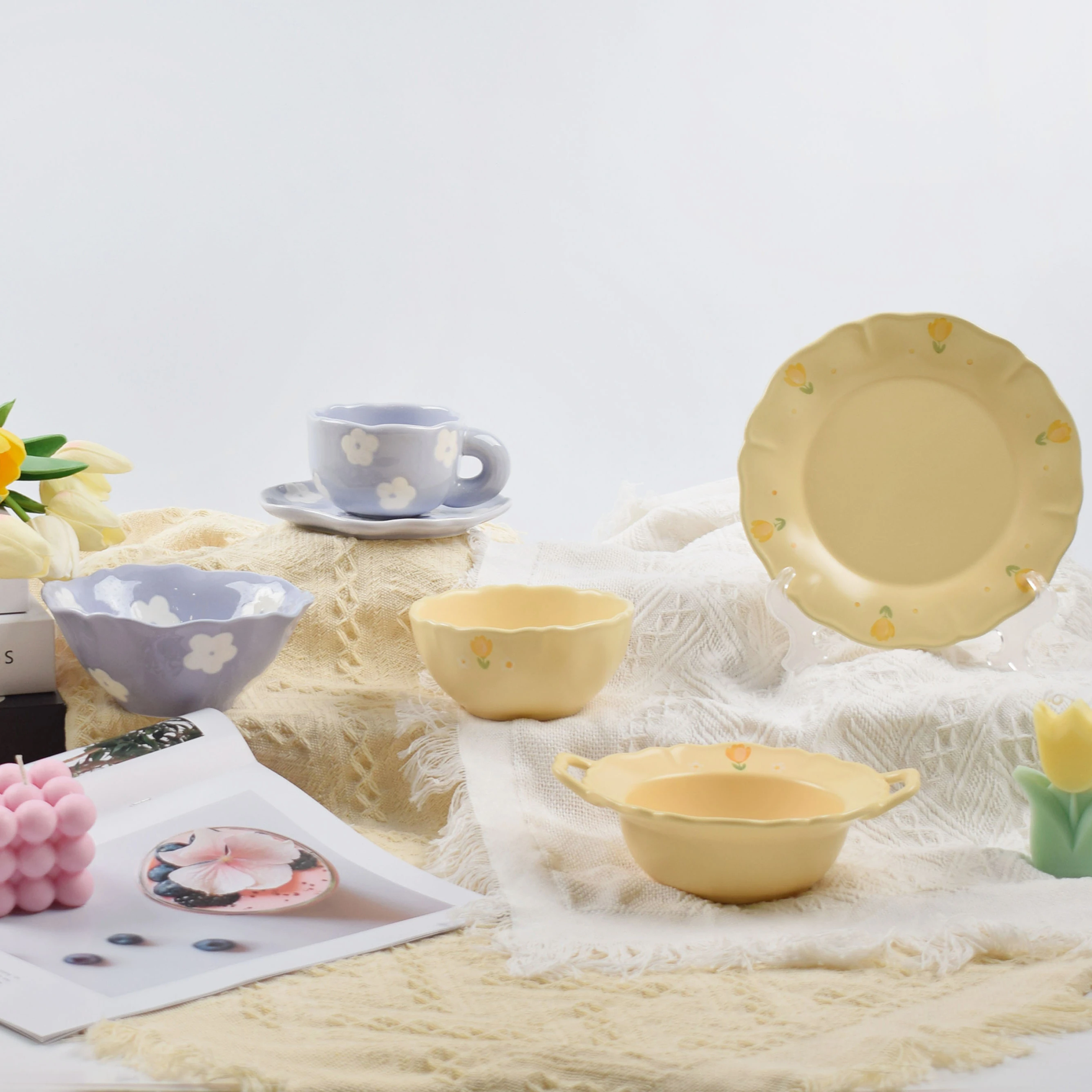 Newest 2024 Style Porcelain Tableware Set Ceramic Plate Dish Ceramic Milk Jar and Storage Jar with Hand Painting for Home Used