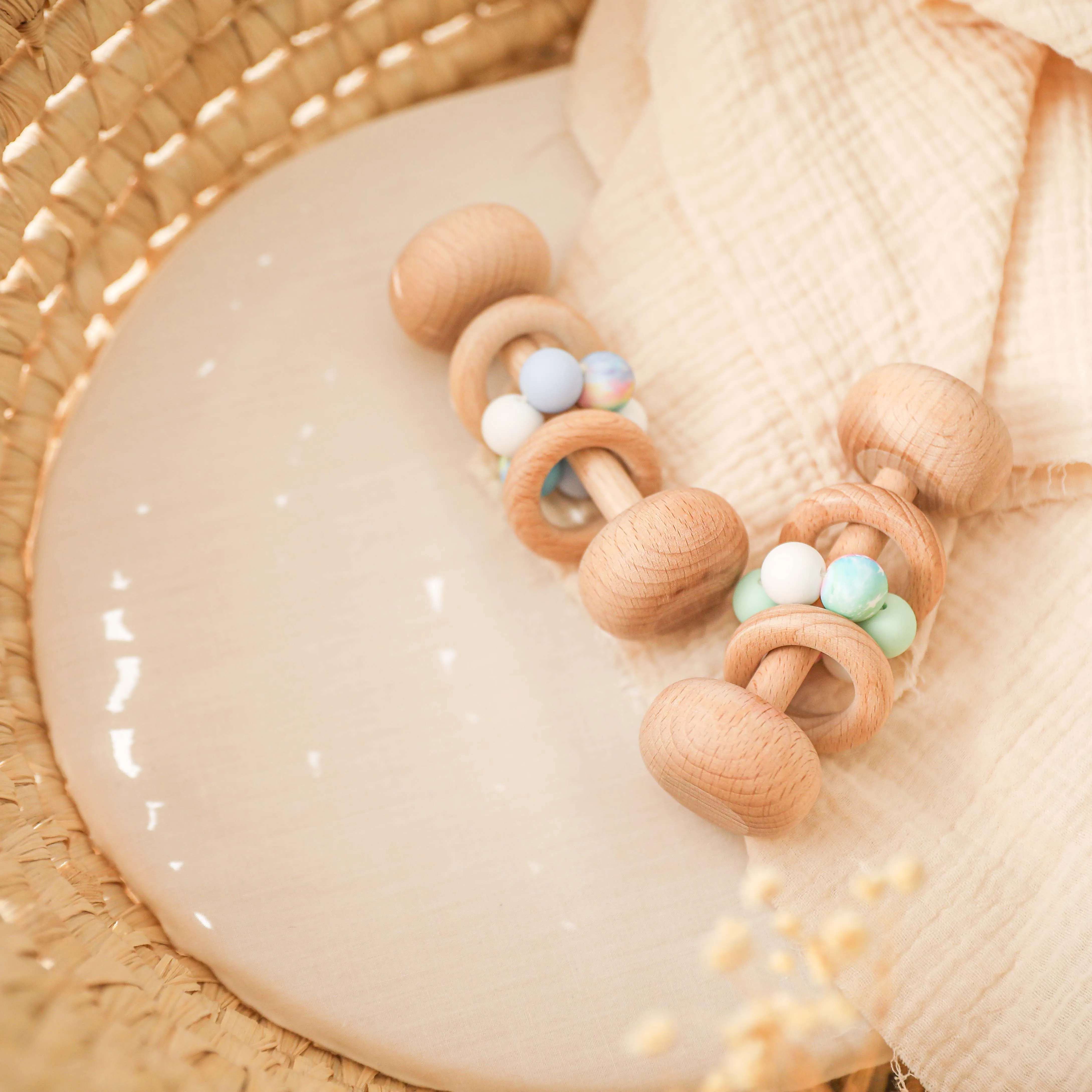 Planet Wooden Rattles Food Grade Gum Wood Rattles Toys