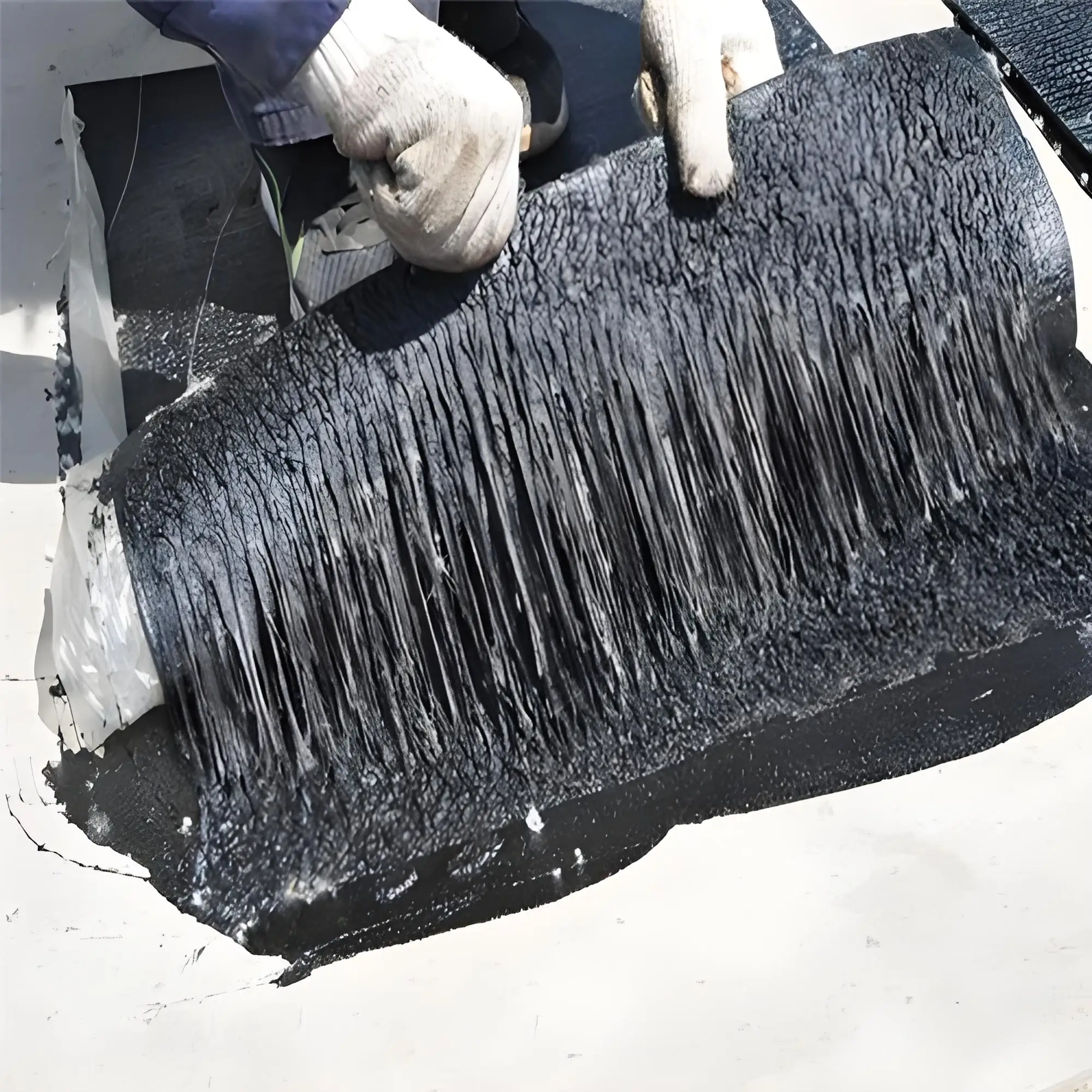 Non Curing Rubber Asphalt Waterproof Coating with High Elasticity and Good Anti-seepage Effect That Never Solidifies