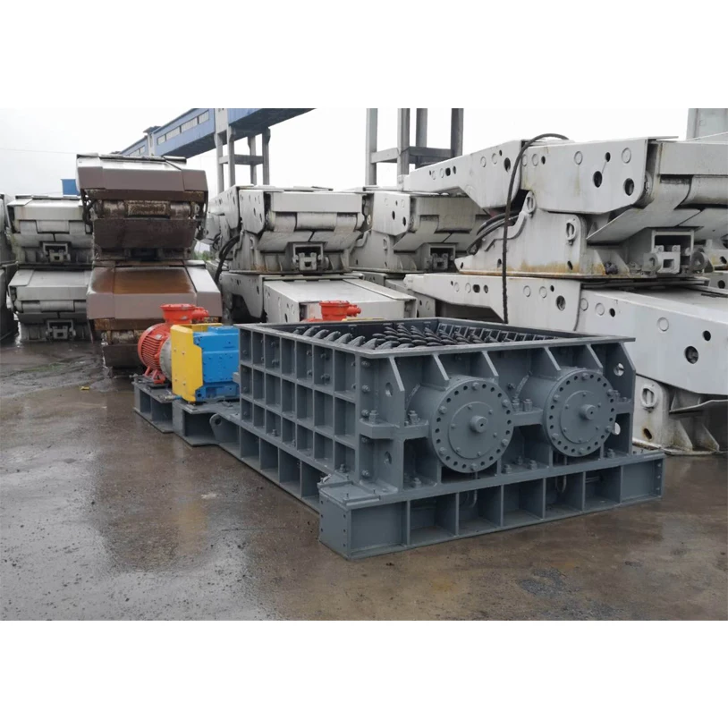 Double teethed roller crushing machine for Limestone feeding size 300mm