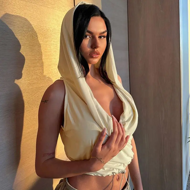 WQ3590 Fashion Stylish Women Summer Hooded Tank Tops Sexy V Neck Draw String T-shirts Solid Color Streetwear For Women