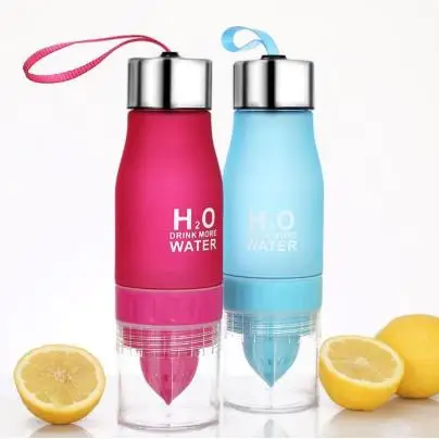 BPA Free 650 ml H2O Squeeze Lemon Fruit Juice Infuser Water Bottle for Outdoor Sports My Shaker Cup