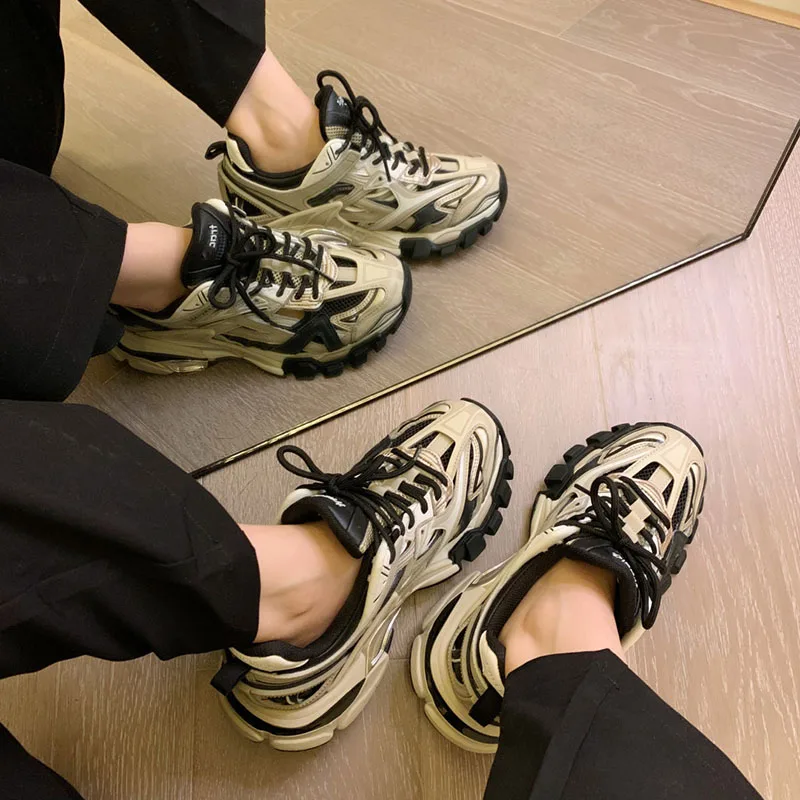 
Trendy High OG Quality Putian Luxury Sneakers Shoe Balanciaga Track 3.0 Sports Shoes For Men And Women 