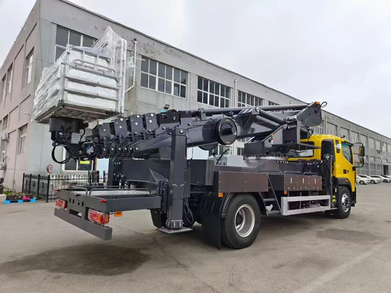 CNHTC  47m height hydraulic lifting telescopic boom folding boom aerial work truck straight arm truck curved arm truck