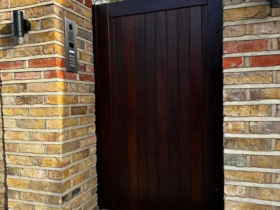 Hot sale modern gate design for villas