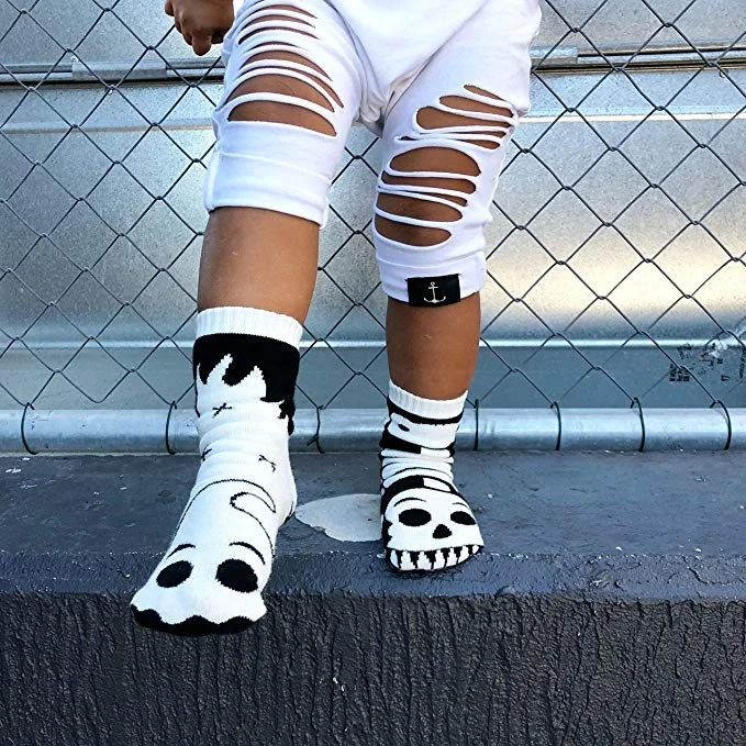 XIANGHUI Halloween Ghost Skeleton Kids Glow-in-the-Dark Socks with No Slip Beads