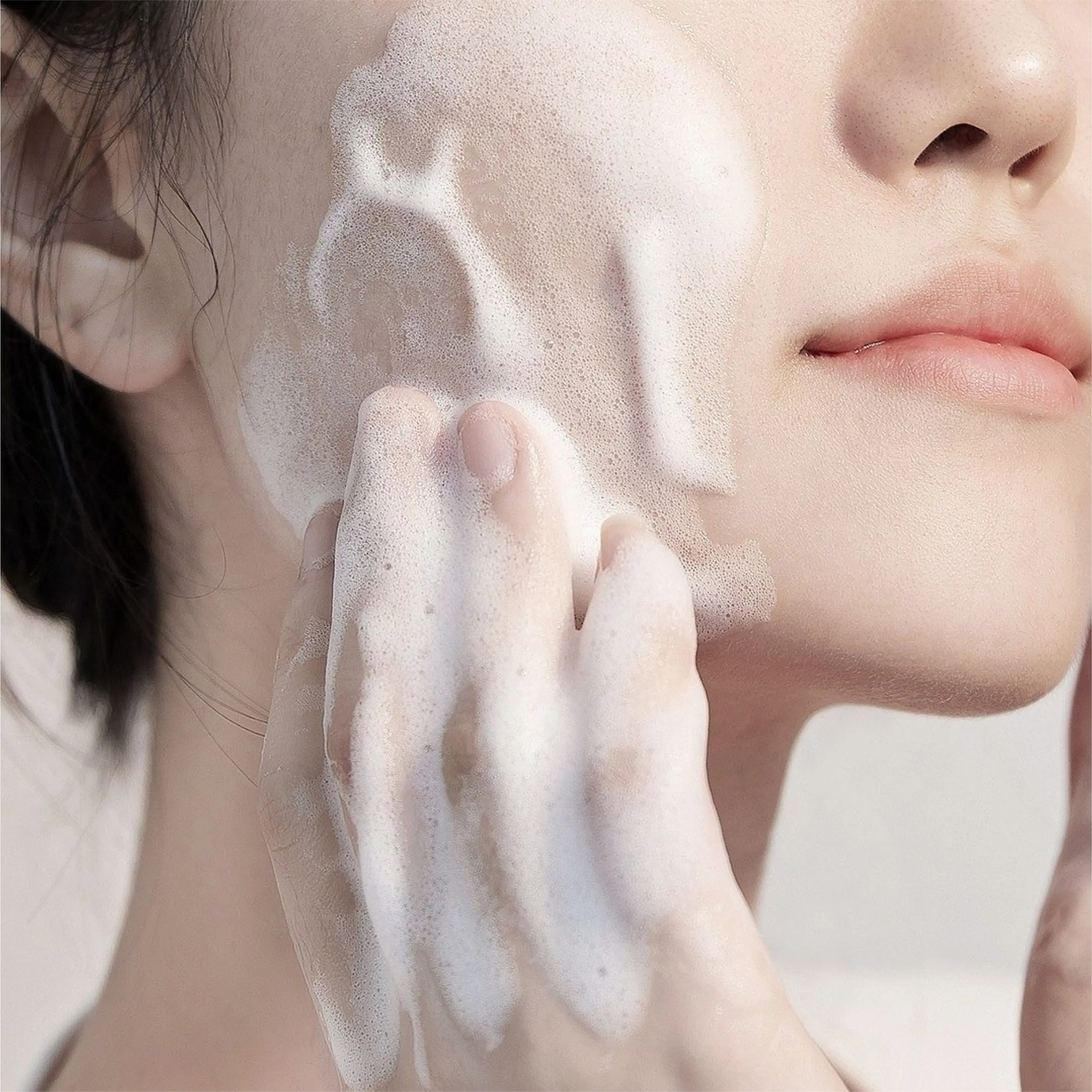 OEM ODM Acne Removal Face Cleanser Hyaluronic Acid And Nicotinamide Foaming Face Wash