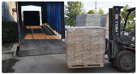 
China Factory Easy Process Skirting Board Modern Wooden Interior Baseboard 