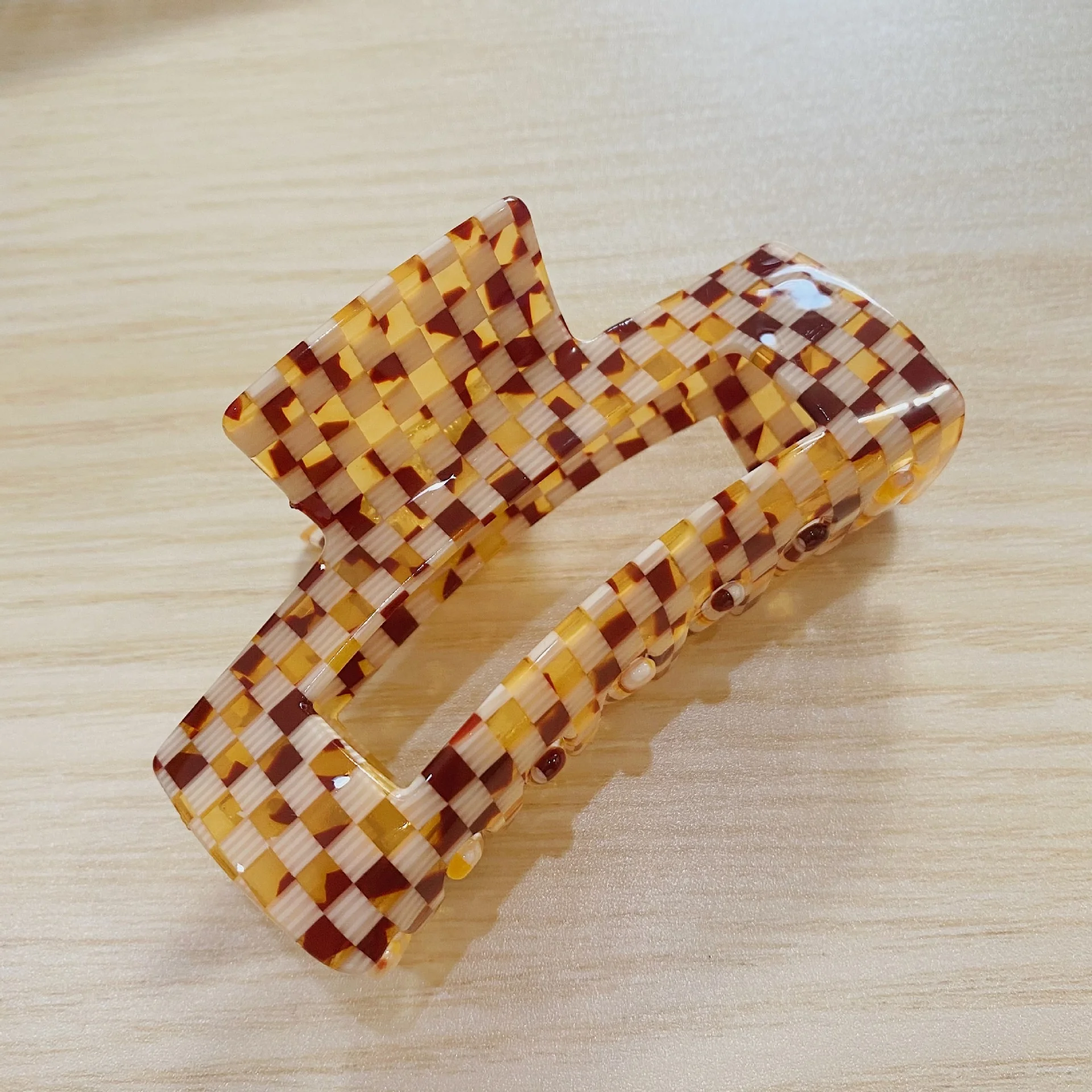 New arrival 4.1Inch promotional large custom hair claw clip 10.5 tortoise acetic acid acetate korean fashion checkered hair clip