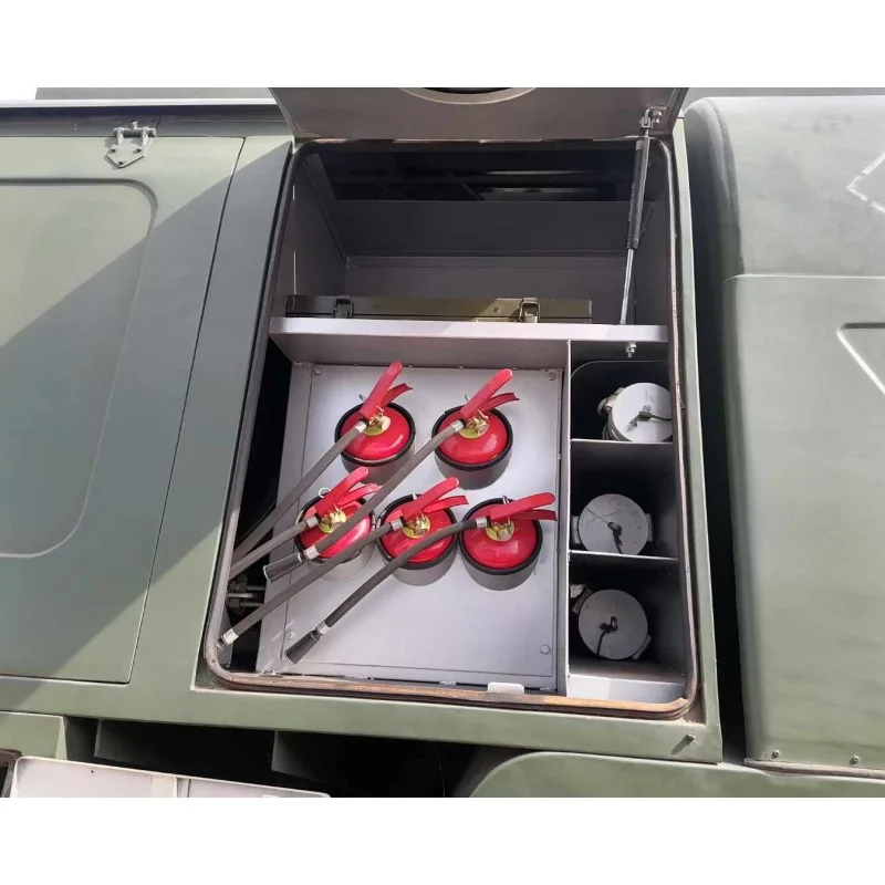 Euro III Emission HOWO 260 Horsepower Steyr Aircraft Refueling Tanker Truck Heavy-Duty