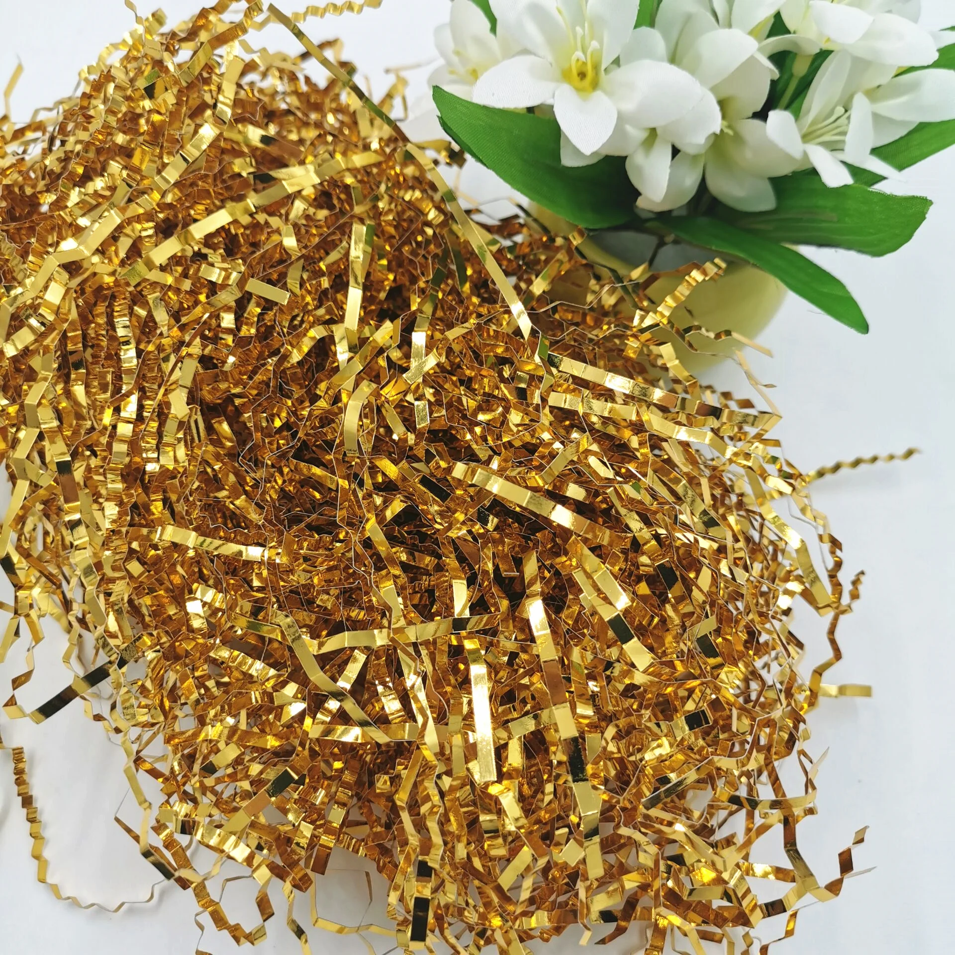 2022 Factory Wholesale Double Face Gold Shred Cutting Crinkle  Paper for Boxing Packaging Filler
