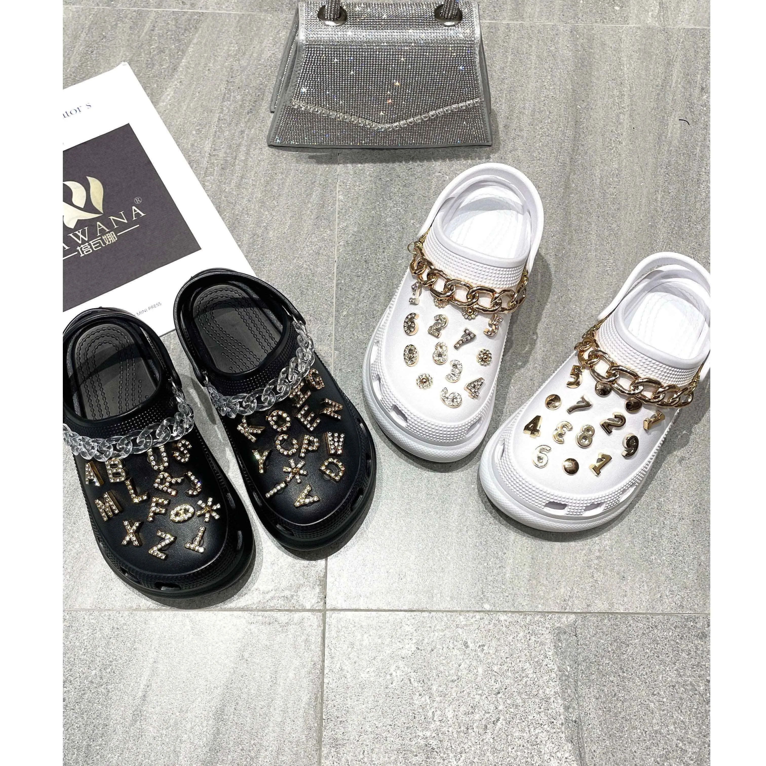 hot sell women clogs high heel thick bottom with shining rhinestone letters slippers slides for Women outdoor beach slippers