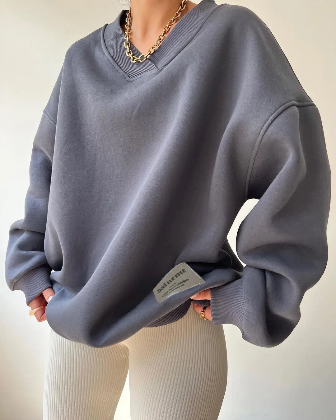 Sticker loose sweatshirt European and American autumn and winter new Amazon V-neck long-sleeved versatile sweatshirt for women