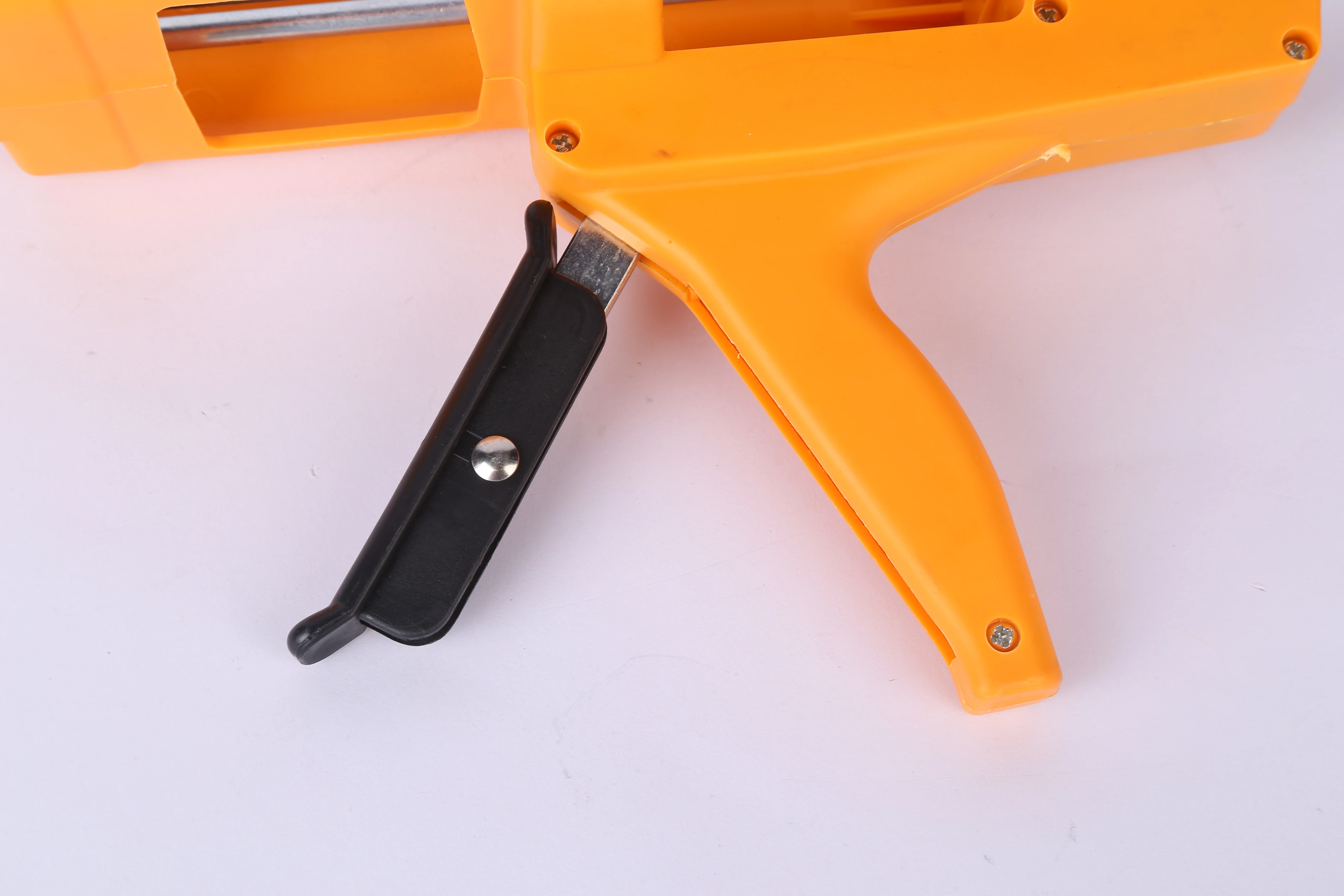 China Manufacturer Effort-saving convenient sturdy and durable double-barreled glue gun