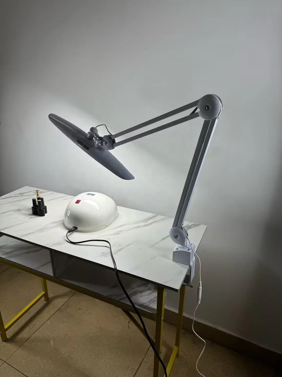 Factory wholesale beauty salon special tattoo lights beauty salon light export hot sale Tattoo Lamp